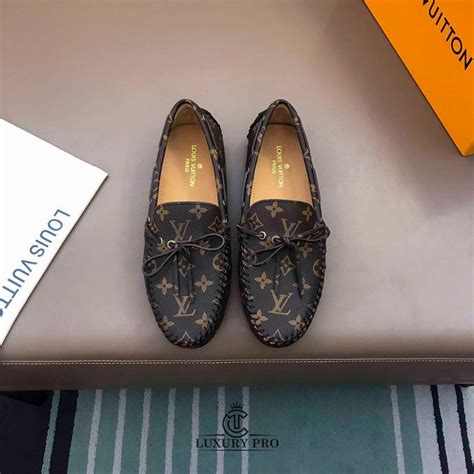 giay luoi louis vuitton nam hang hieu|louis vuitton vietnam.